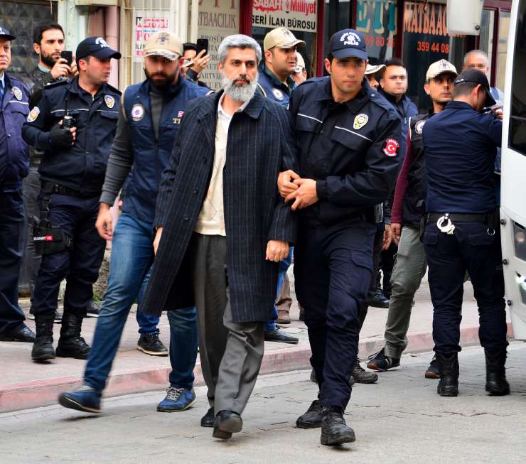 ALPARSLAN KUYTUL GRUBU, POLİS ŞİDDETİ VE BAŞKA ORTADOĞUSAL ŞEYLER HAKKINDA